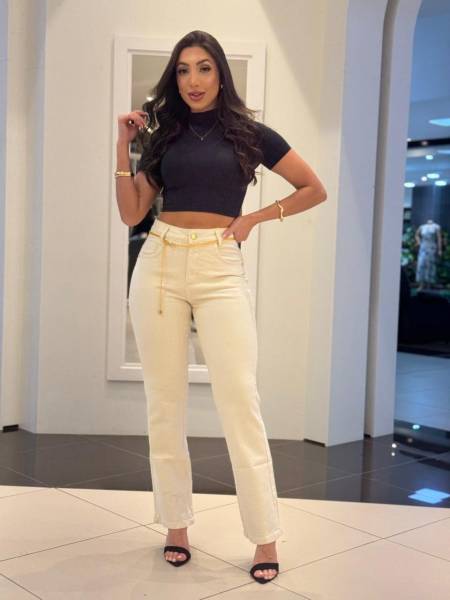 CALÇA RETA COM CINTO