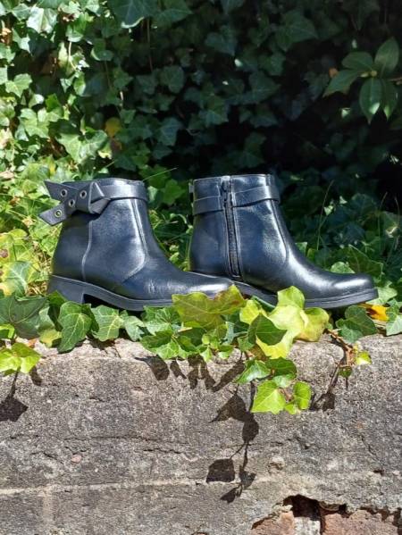 BOTAS DE COURO